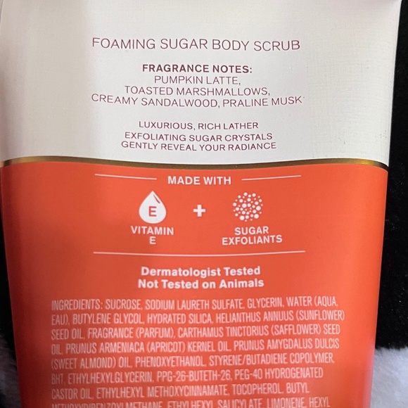 Bath and Body Works Marshmallow Pumpkin Latte foaming sugar scrub - Picture 2 of 2